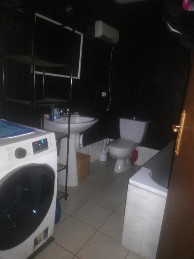 Appartement La Bernardine Au Coeur Du Jura Orgelet Exterior foto